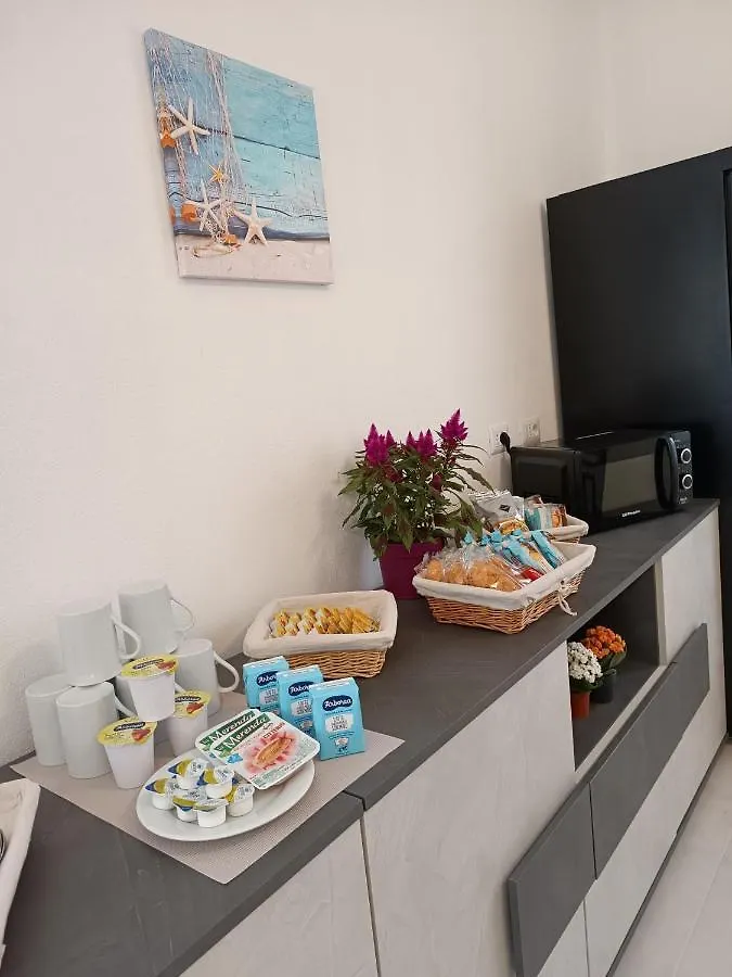 Costa Di Sopra Affittacamere By Hospitality Sardinia Quartu Sant'Elena 0*,